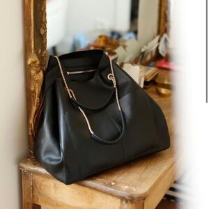 Sezane Gaby Bag Noir Lisse. - Size T-U